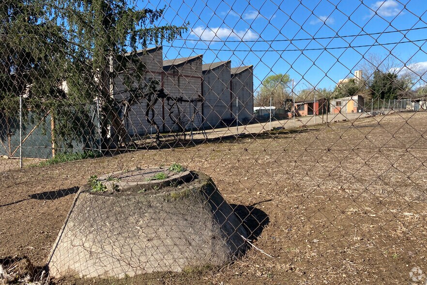 Carretera Fontanar, 7, Guadalajara, Guadalajara à vendre - Photo du bâtiment - Image 2 de 2