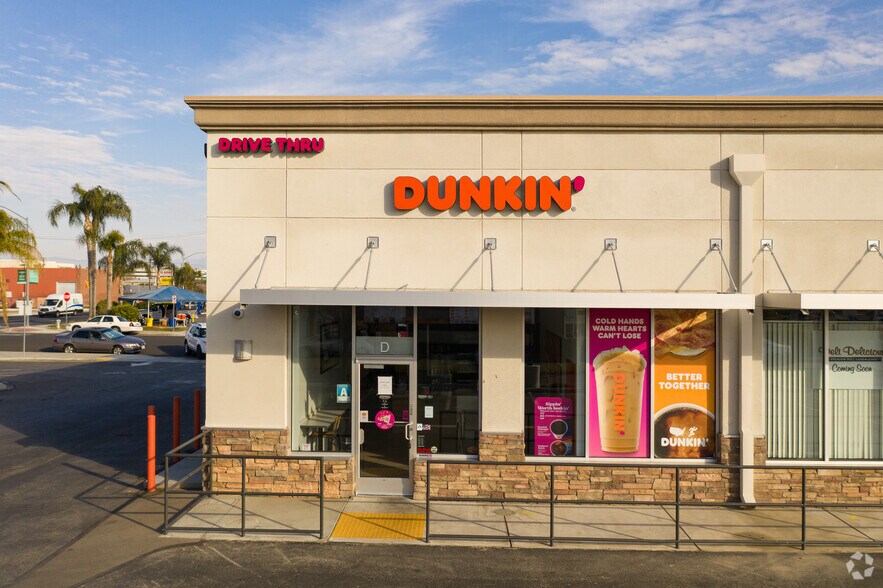 1800 23rd St, Bakersfield, CA à vendre - Photo du bâtiment - Image 3 de 6