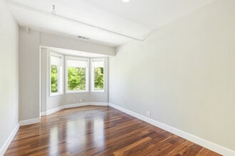 1001 2nd St, Napa, CA à louer Photo intérieure- Image 2 de 8