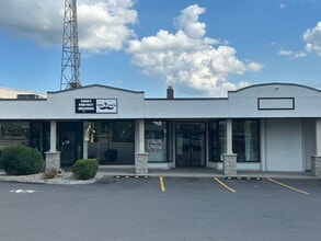 1900 Brewerton Rd, Mattydale, NY for lease Interior Photo- Image 1 of 4