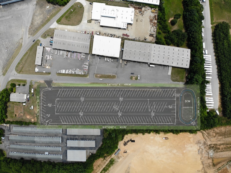 1260 N Barkley Rd, Statesville, NC for lease - Building Photo - Image 2 of 5