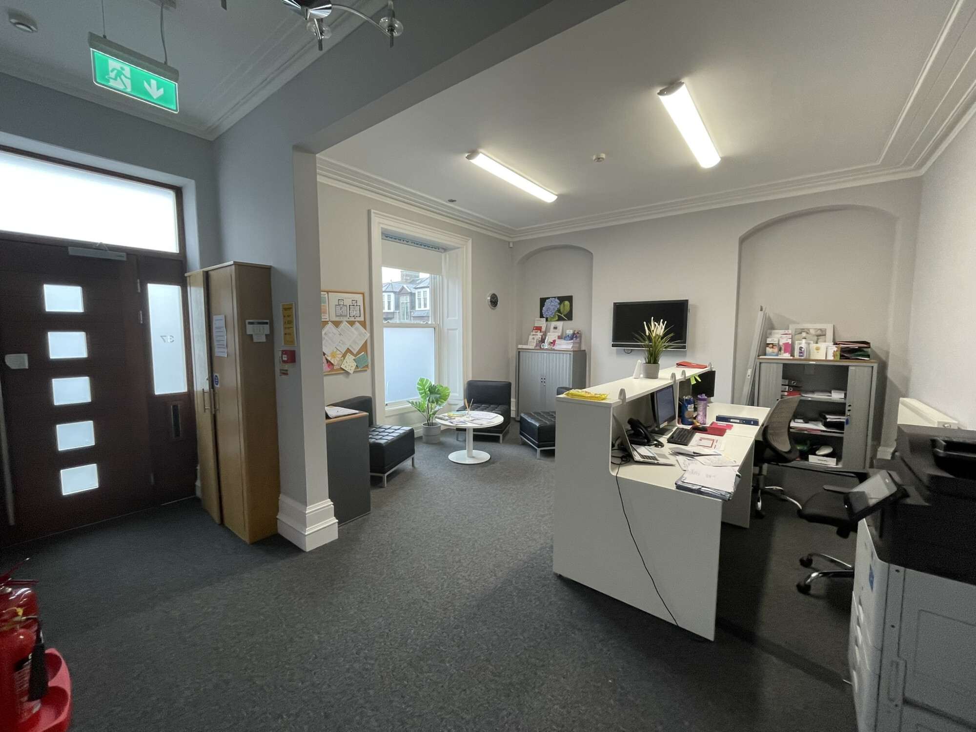 37 Albert St, Aberdeen for lease Interior Photo- Image 1 of 6