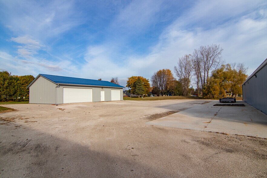 901 Service Rd, Kiel, WI à louer - Photo du bâtiment - Image 3 de 12