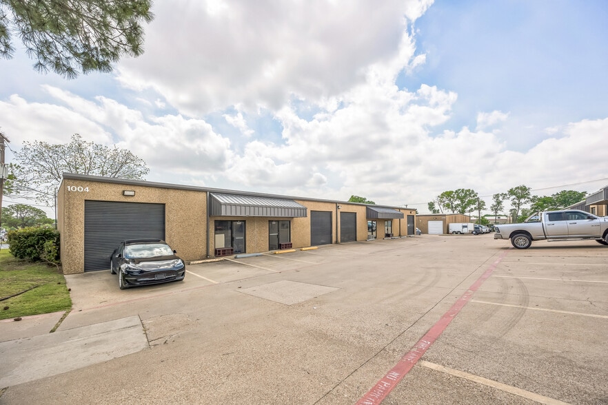 1000 Harrison Ave, Arlington, TX for lease - Building Photo - Image 2 of 5