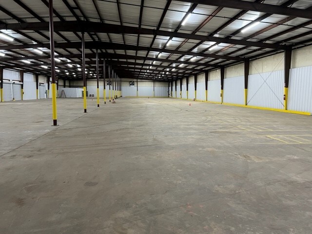 714 Gil Harbin Industrial Blvd, Valdosta, GA à louer - Photo du bâtiment - Image 2 de 6