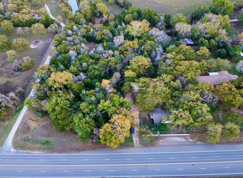 9278 N Highway 77, Lexington, TX à vendre - Photo du bâtiment - Image 2 de 39