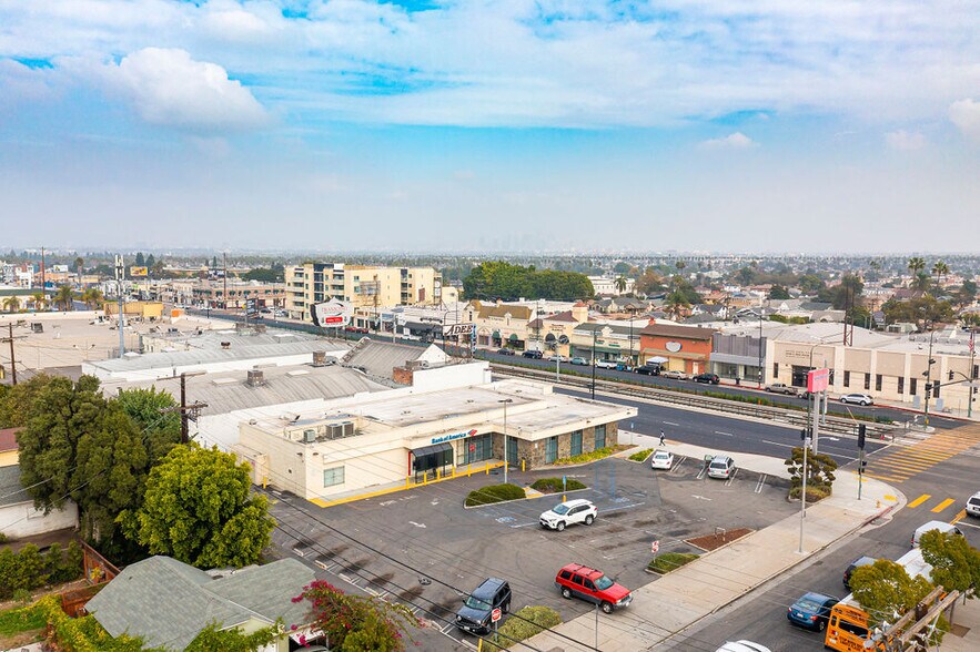 5471 Crenshaw Blvd, Los Angeles, CA à vendre - Photo du bâtiment - Image 2 de 8