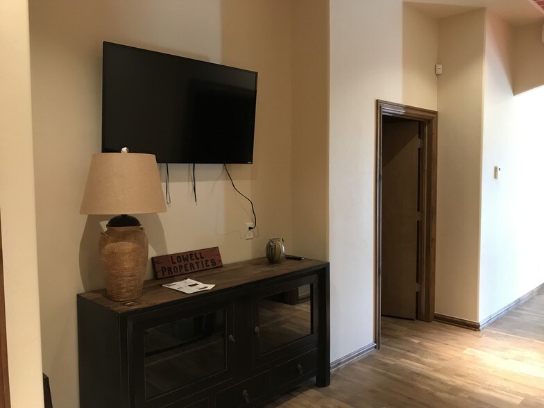 7101 NW 80th St, Oklahoma City, OK for sale - Other - Image 2 of 24