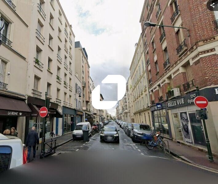 Retail in Suresnes for sale Building Photo- Image 1 of 2