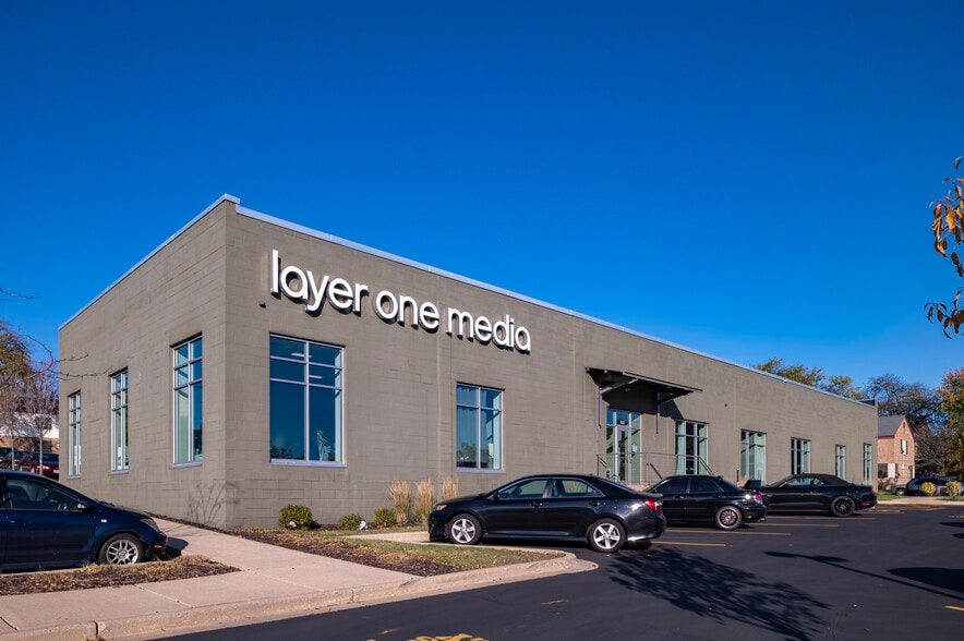 623 W Vliet St, Milwaukee, WI for lease - Building Photo - Image 2 of 8