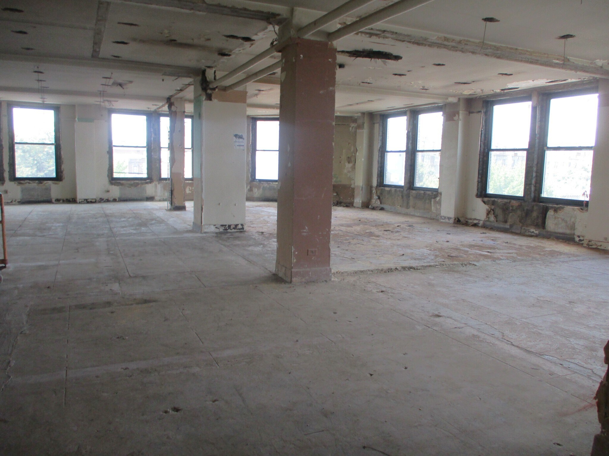 885 Flatbush Ave, Brooklyn, NY for lease Interior Photo- Image 1 of 4