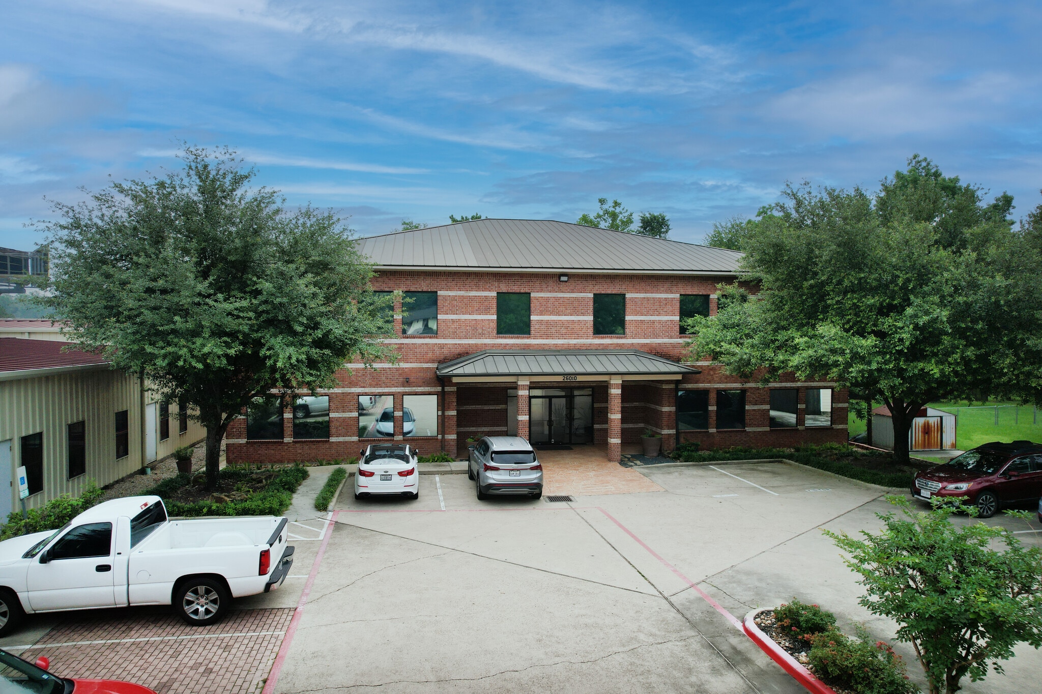 26010 Oak Ridge Dr, Spring, TX for lease Building Photo- Image 1 of 3