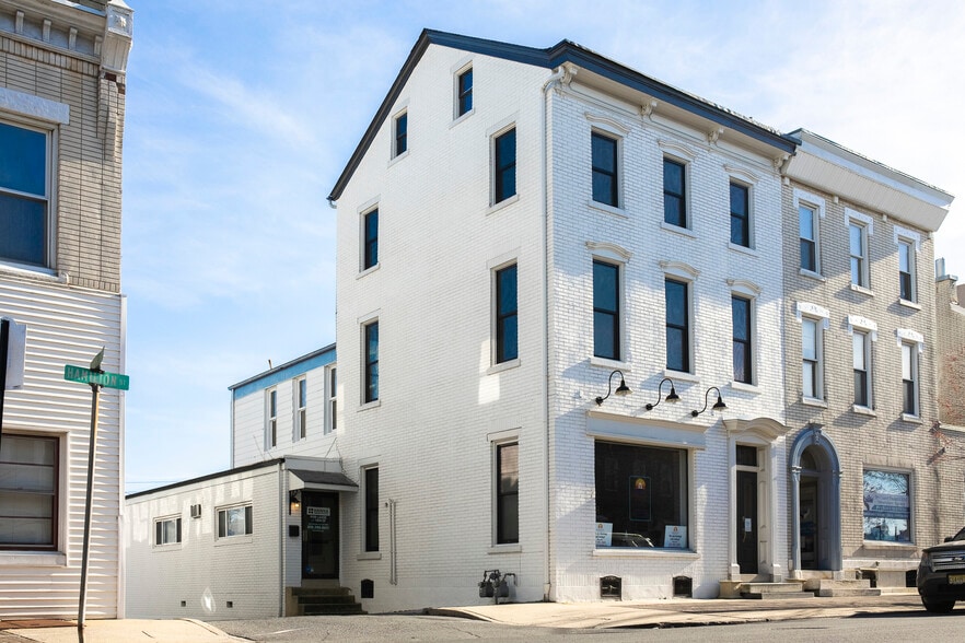 1122 W Hamilton St, Allentown, PA for lease - Building Photo - Image 2 of 12