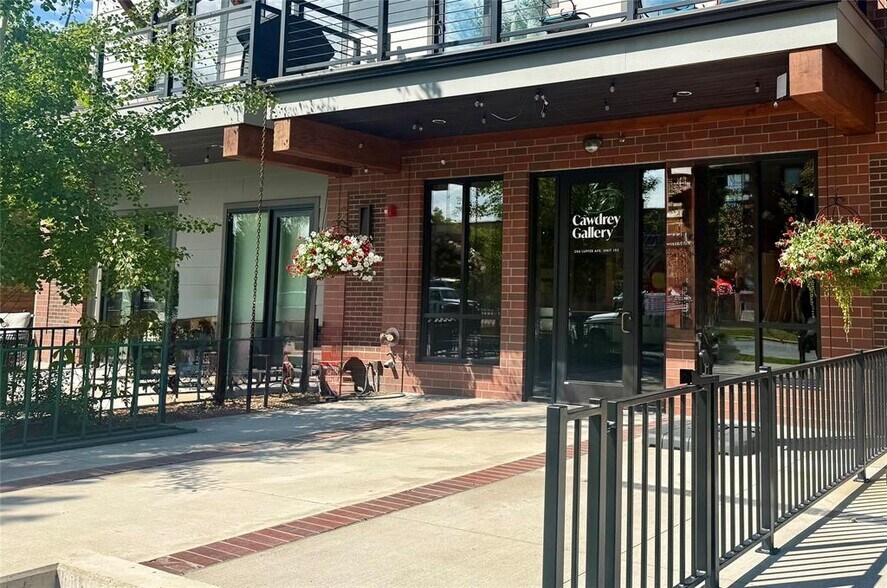 206 Lupfer Ave, Whitefish, MT à vendre - Photo du bâtiment - Image 2 de 16