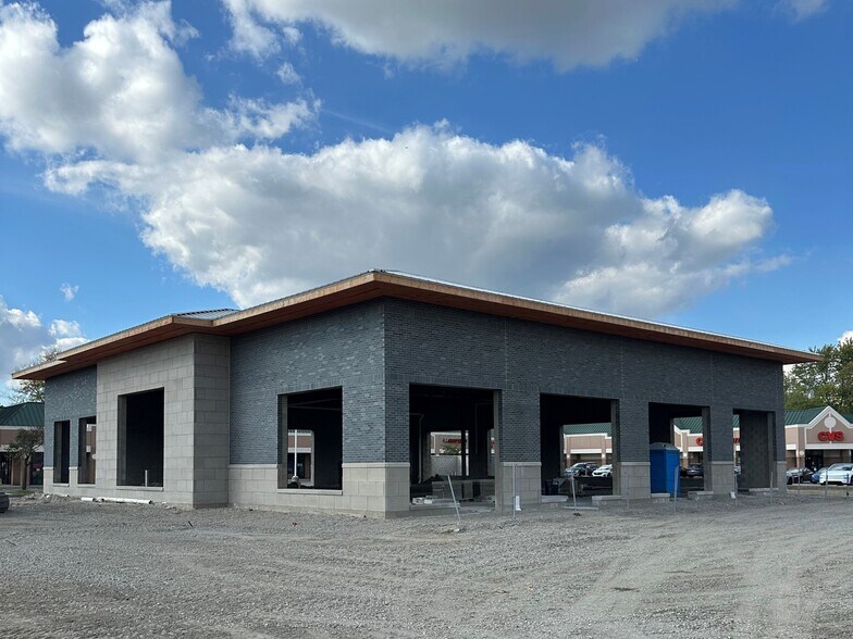 7201-7207 N Canton Center Rd, Canton, MI à louer - Photo du bâtiment - Image 2 de 2