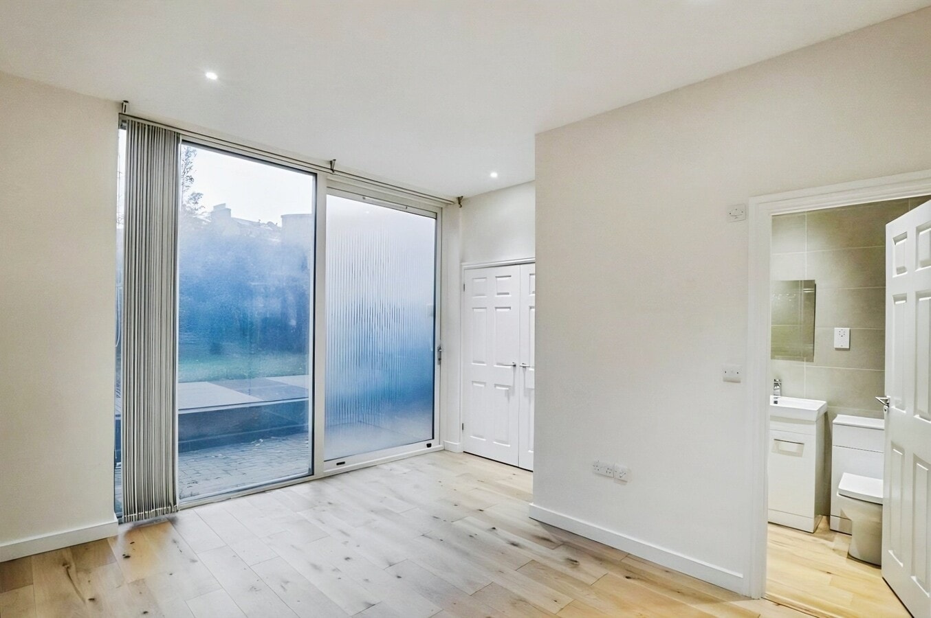 Steedman St, London, LND SE17 3AF - Unit G09 -  - Interior Photo - Image 2 of 4