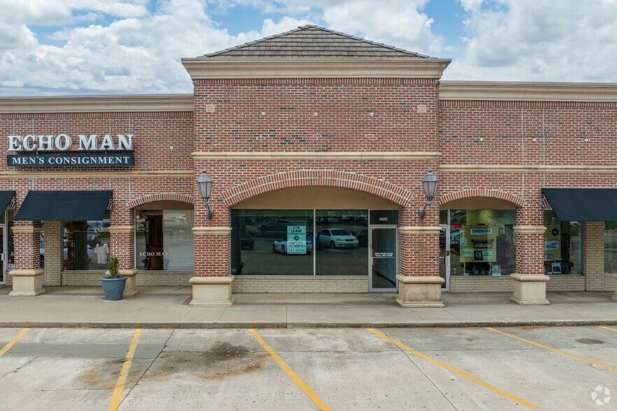 5910-5958 S Lewis Ave, Tulsa, OK à louer - Photo du bâtiment - Image 3 de 4