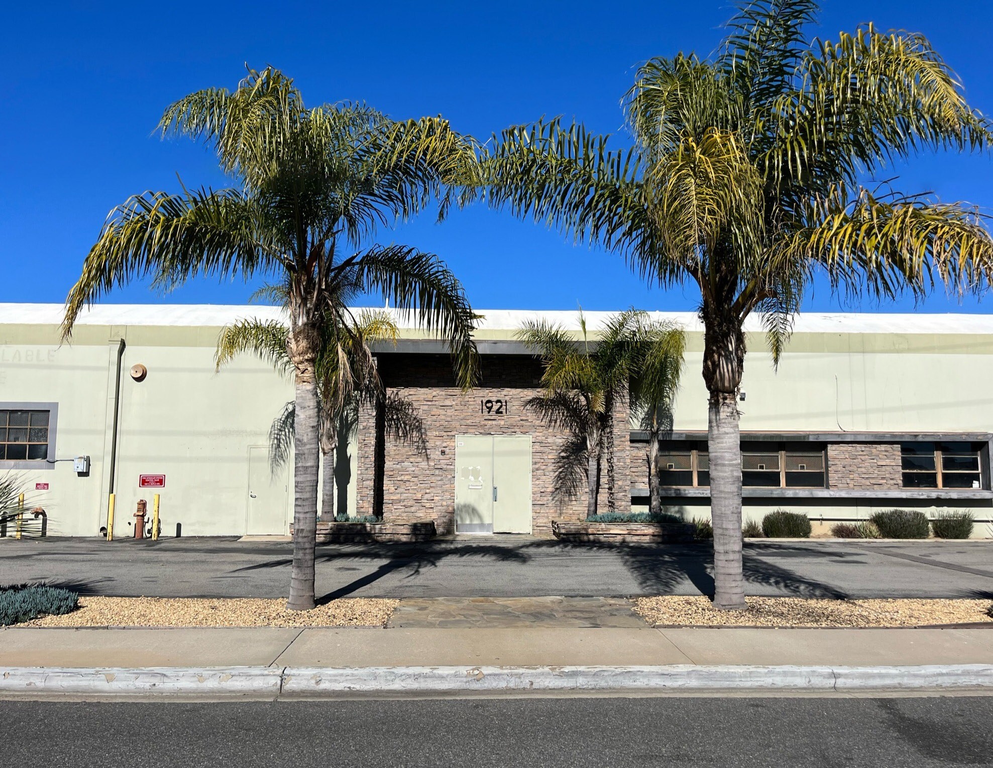 1921 E Maple Ave, El Segundo, CA for sale Building Photo- Image 1 of 1