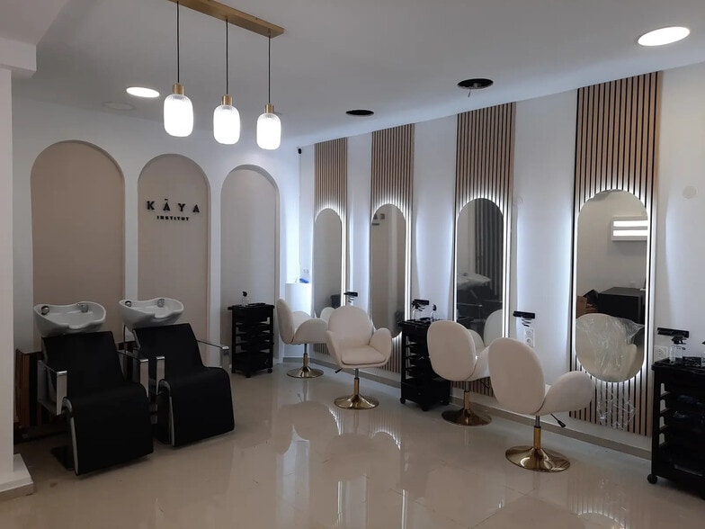 56 Rue Jean-Jacques Rousseau, Paris à louer - Photo intérieure - Image 2 de 4