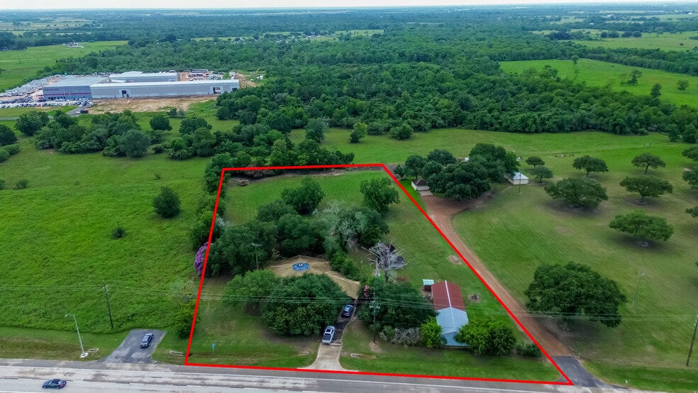 4579 SE I 10 Frontage Rd, Sealy, TX for sale - Primary Photo - Image 1 of 13