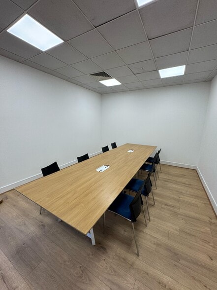 5-6 Cranwood St, London for lease - Interior Photo - Image 2 of 7