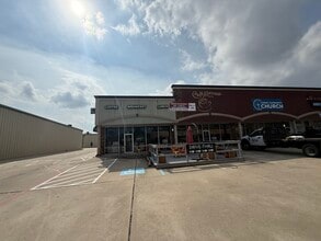 11703-11711 Spring Cypress Rd, Tomball, TX à louer Photo intérieure- Image 2 de 13