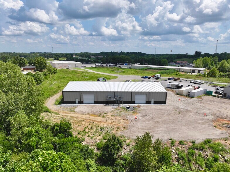 Ted Dorris Rd, Goodlettsville, TN à louer - Photo du bâtiment - Image 2 de 18