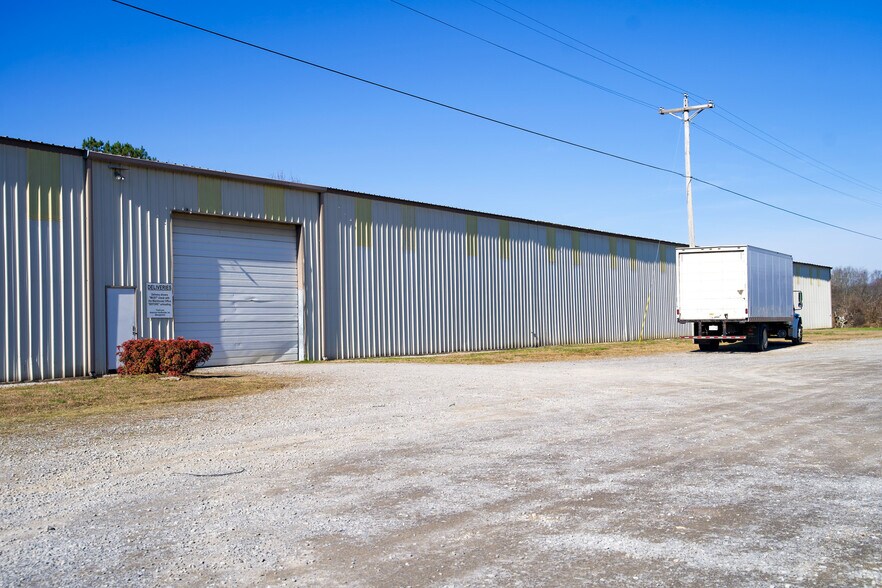 28260 McKee Rd, Toney, AL à vendre - Photo du bâtiment - Image 3 de 7
