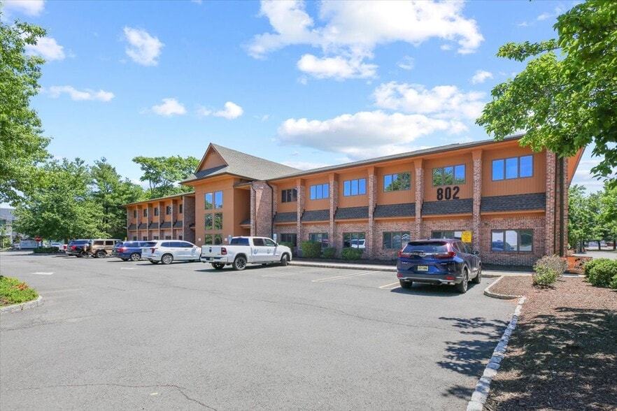 802 W Park Ave, Ocean, NJ for lease - Building Photo - Image 3 of 24