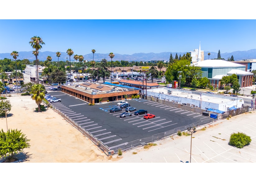 14914 Sherman Way, Van Nuys, CA for sale - Building Photo - Image 2 of 12