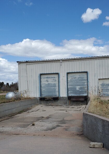 1089 County Road 161, Pine Bluffs, WY à vendre - Photo du bâtiment - Image 3 de 32