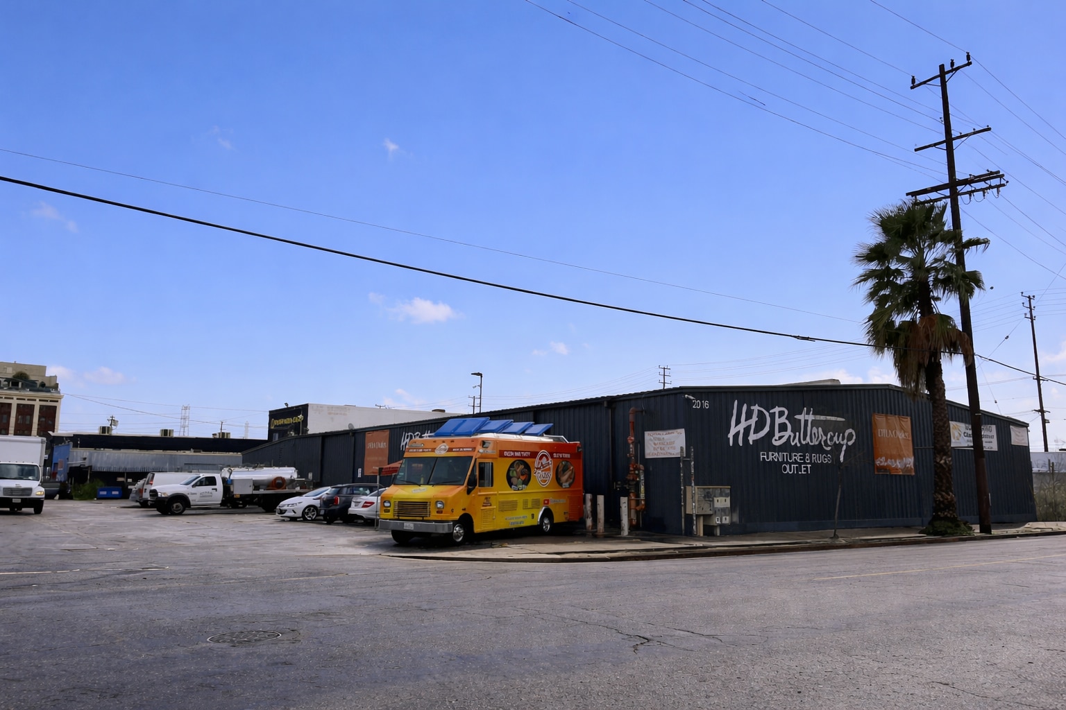 2016 E Bay St, Los Angeles, CA for lease Primary Photo- Image 1 of 4