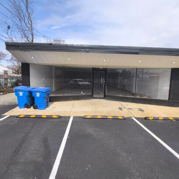 429 NJ-36 Hwy, Port Monmouth, NJ à louer - Photo du bâtiment - Image 2 de 3