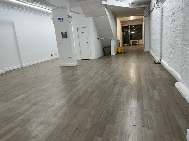 93 Allen St, New York, NY à louer - Photo du bâtiment - Image 2 de 17