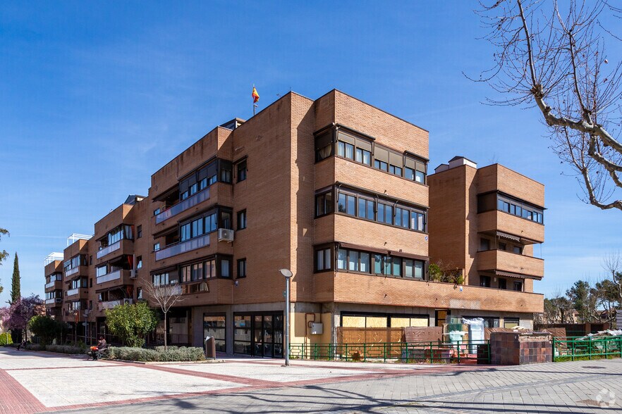 Calle París, 2, Pozuelo de Alarcón, Madrid à louer - Photo du bâtiment - Image 1 de 3
