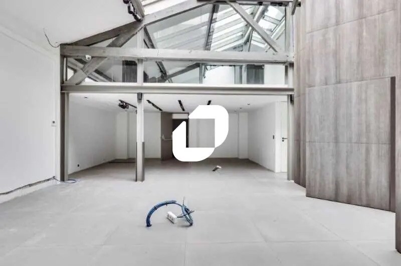 Office in Suresnes for sale - Interior Photo - Image 3 of 9