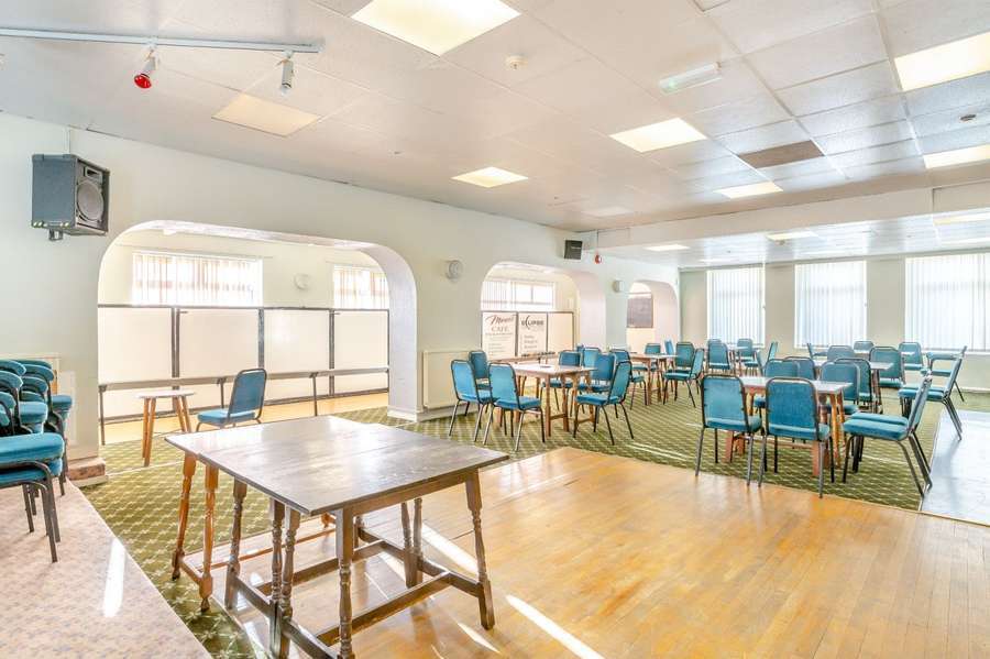 25 Harbour Rd, Barry à vendre Photo du bâtiment- Image 1 de 8