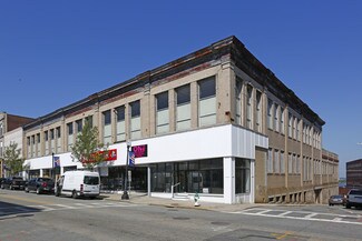 Plus de détails pour 251-255 S Main St, Fall River, MA - Bureau/Commerce de détail à louer