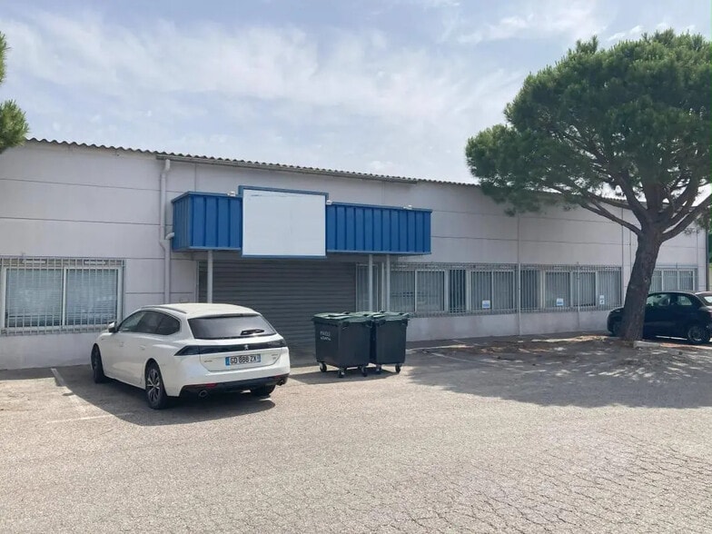 Flex in La Farlède for lease - Building Photo - Image 1 of 5