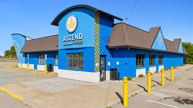 More details for 1451 Old Broadhead Rd, Monaca, PA - Retail for Sale