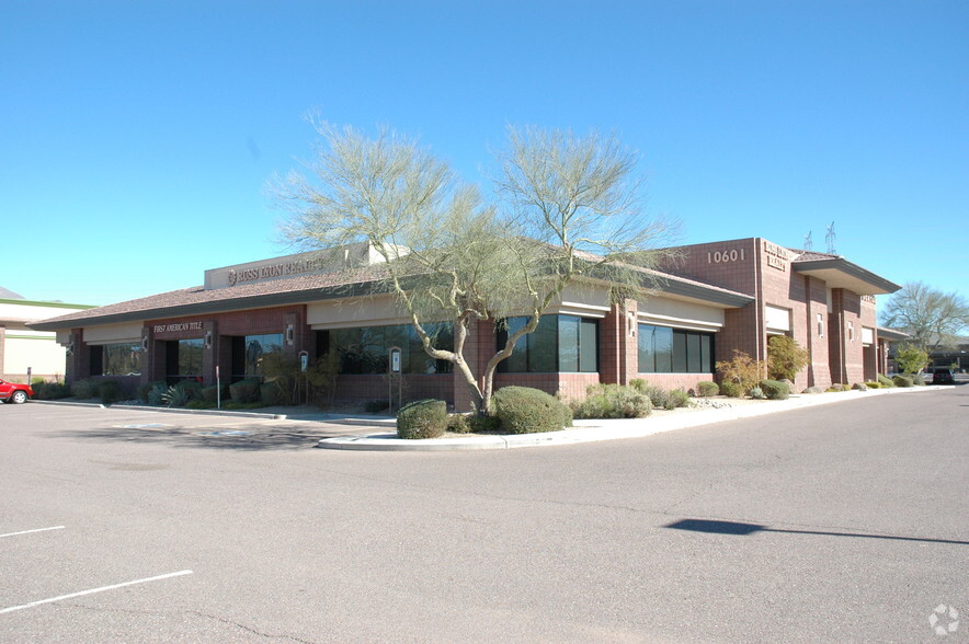 10601-10609 N Frank Lloyd Wright Blvd, Scottsdale, AZ à louer - Photo principale - Image 1 de 40