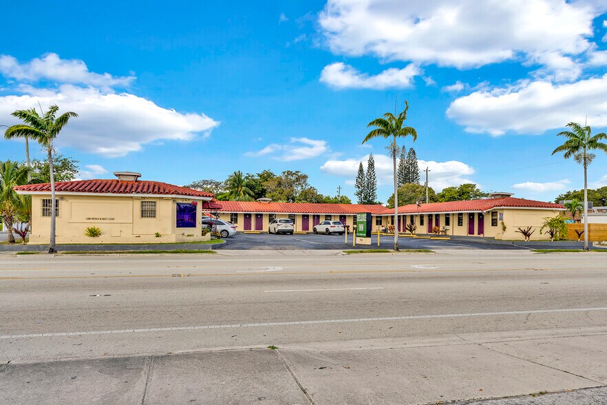 1150 S Federal Hwy, Dania Beach, FL à vendre - Photo du bâtiment - Image 2 de 18