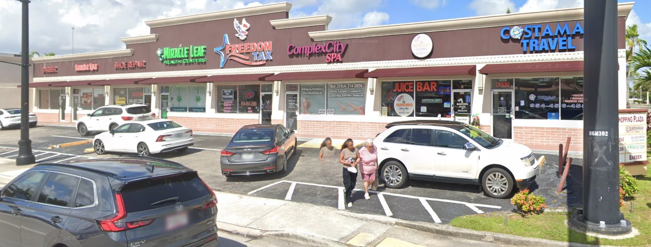 600 W Hallandale Beach Blvd, Hallandale, FL à louer Photo principale- Image 1 de 6