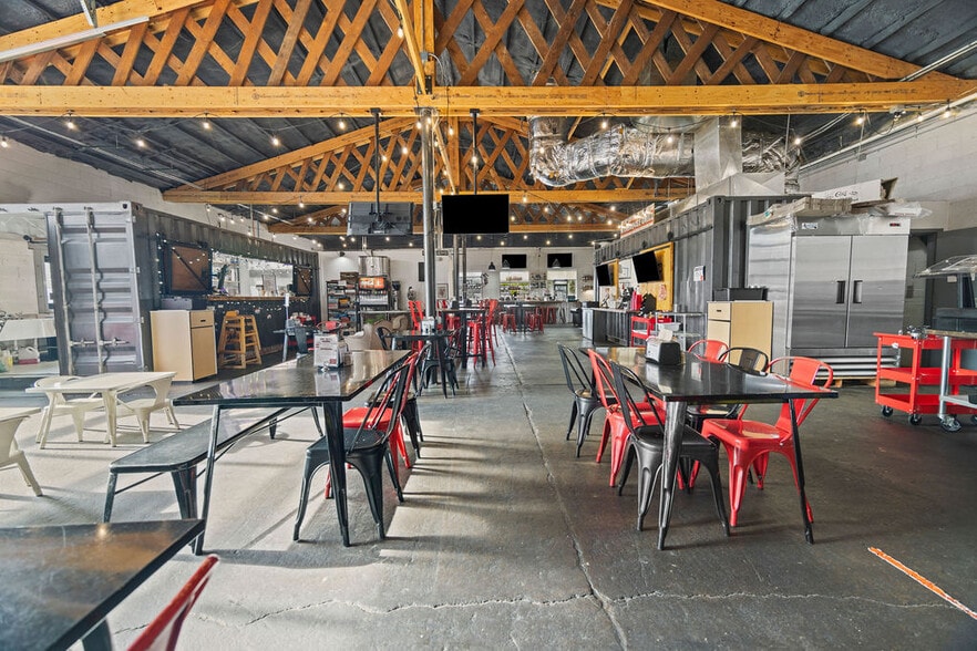 1589 W Victory Way, Craig, CO for sale - Building Photo - Image 3 of 57