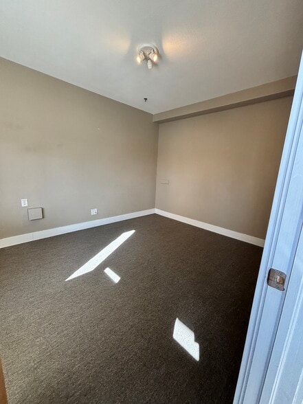 4411 Yates St, Denver, CO for lease - Building Photo - Image 2 of 5