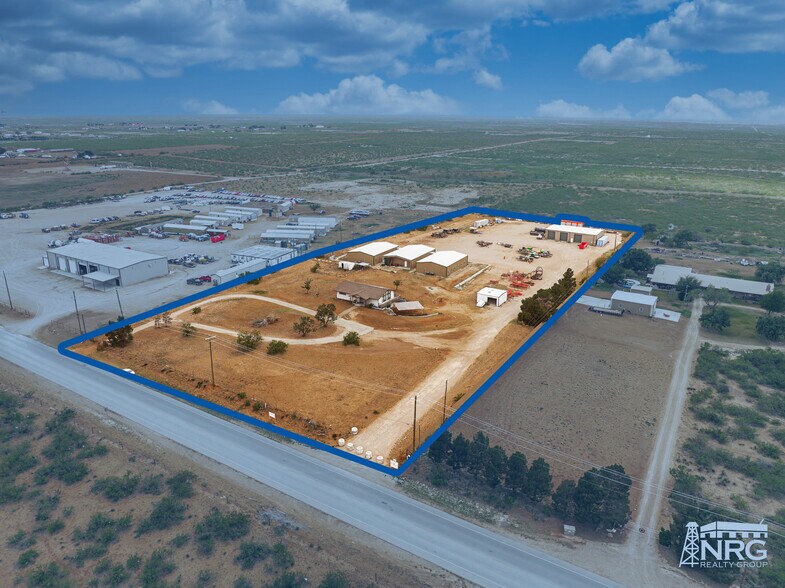 8700 S County Road 1210, Midland, TX à vendre - Photo du bâtiment - Image 3 de 22