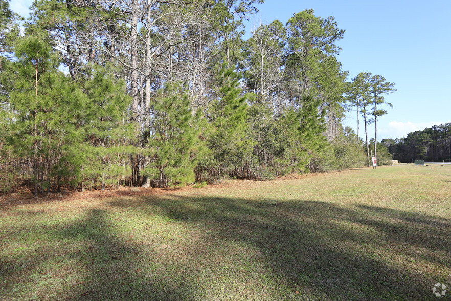 Bessemer Rd, Mount Pleasant, SC à vendre - Photo principale - Image 1 de 1