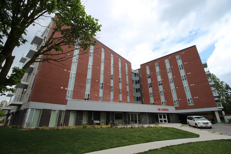 58-62 Cardill Cres, Waterloo, ON à vendre - Photo principale - Image 1 de 1