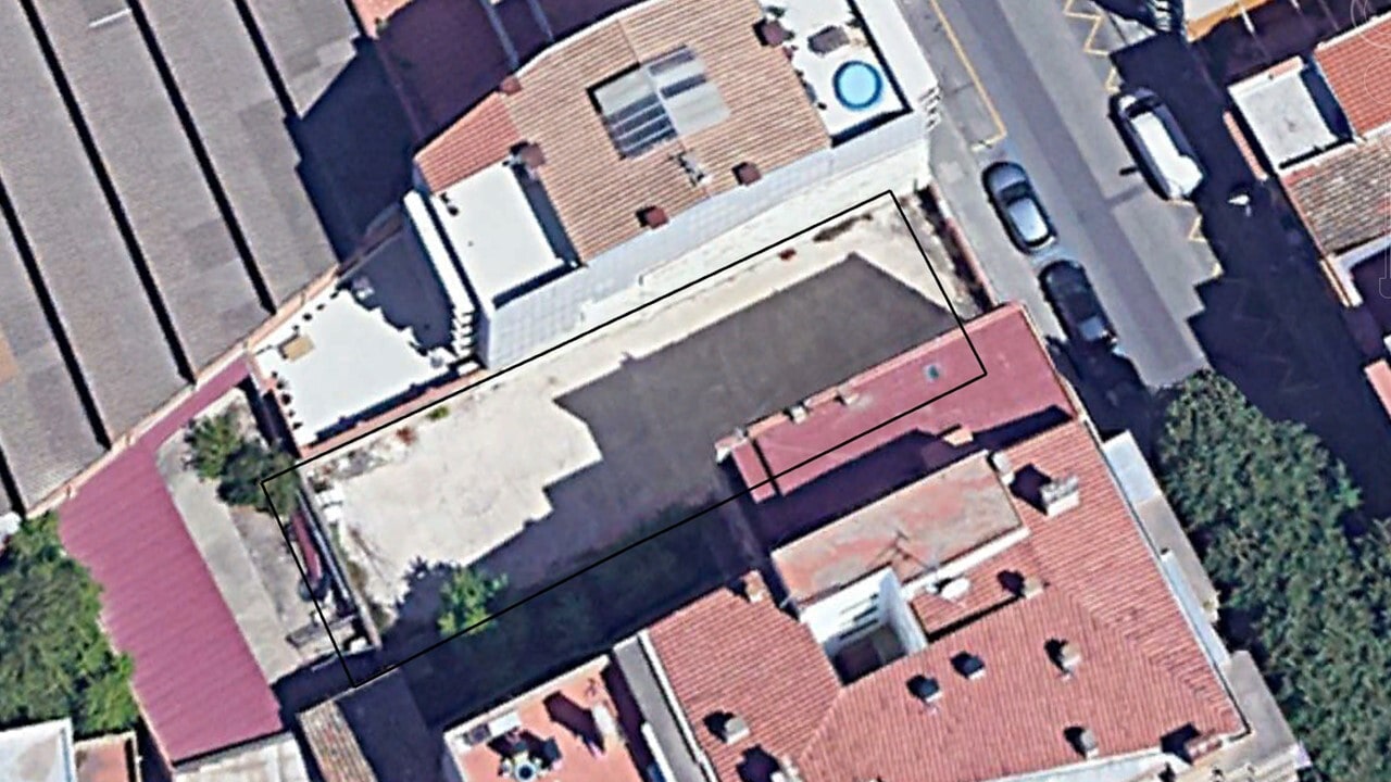 Land in Figueres, Gerona for sale Primary Photo- Image 1 of 4