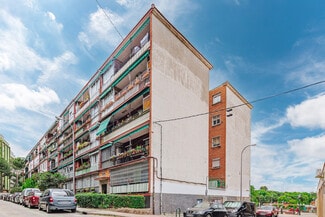 More details for Calle de Aguilafuente, 9, Madrid - Multifamily for Sale